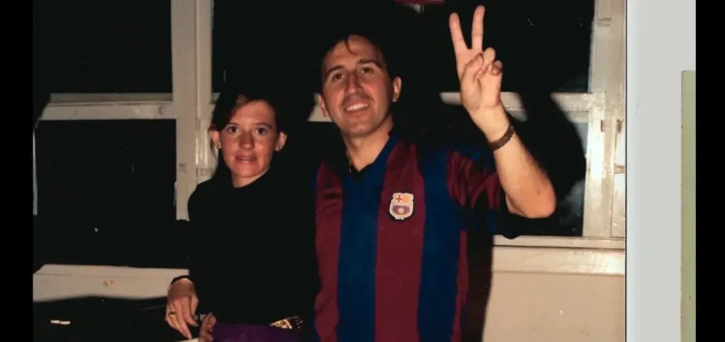 Angi y Juan, poco antes de casarse.