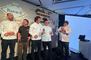 Los marplatenses junto al prestigioso chef argentino Mauro Colagreco.