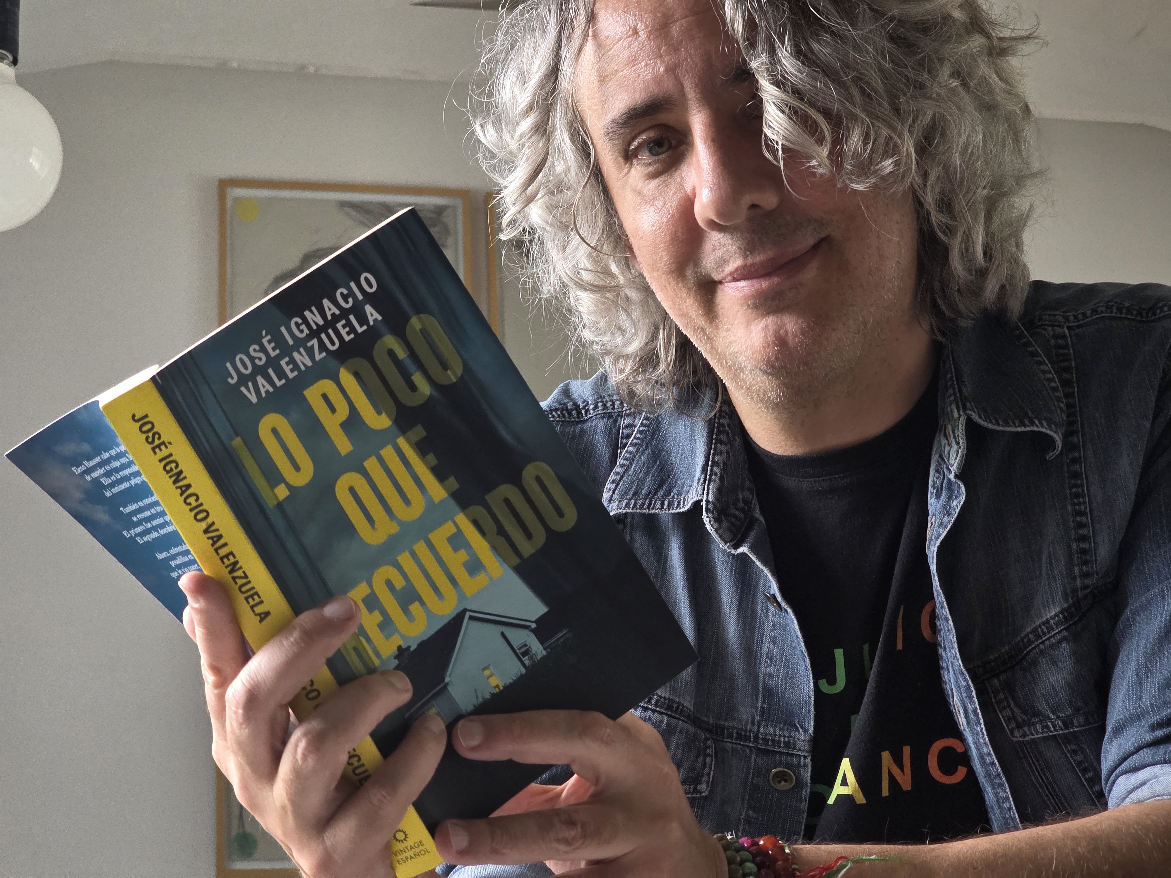 El autor chileno Chascas lanza uno de sus libros "más intensos" y alista dos nuevas series