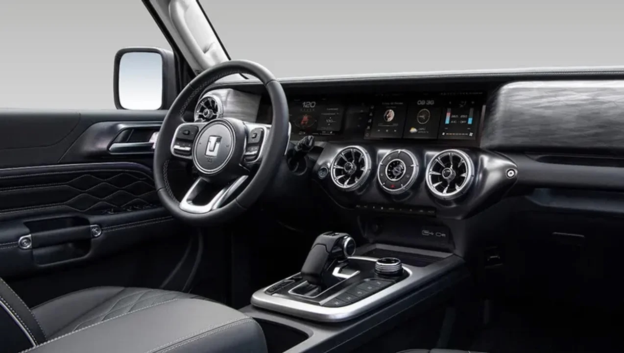 GWM Tank 300_interior