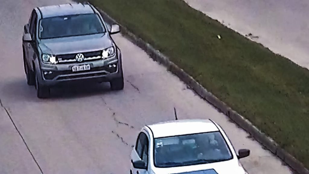 Mujer con pulsera electrónica circulaba por Mar del Plata en una camioneta robada en Miramar - Image 3