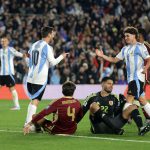 El fútbol de Messi no tiene fin: doblete y goleada ante Venezuela