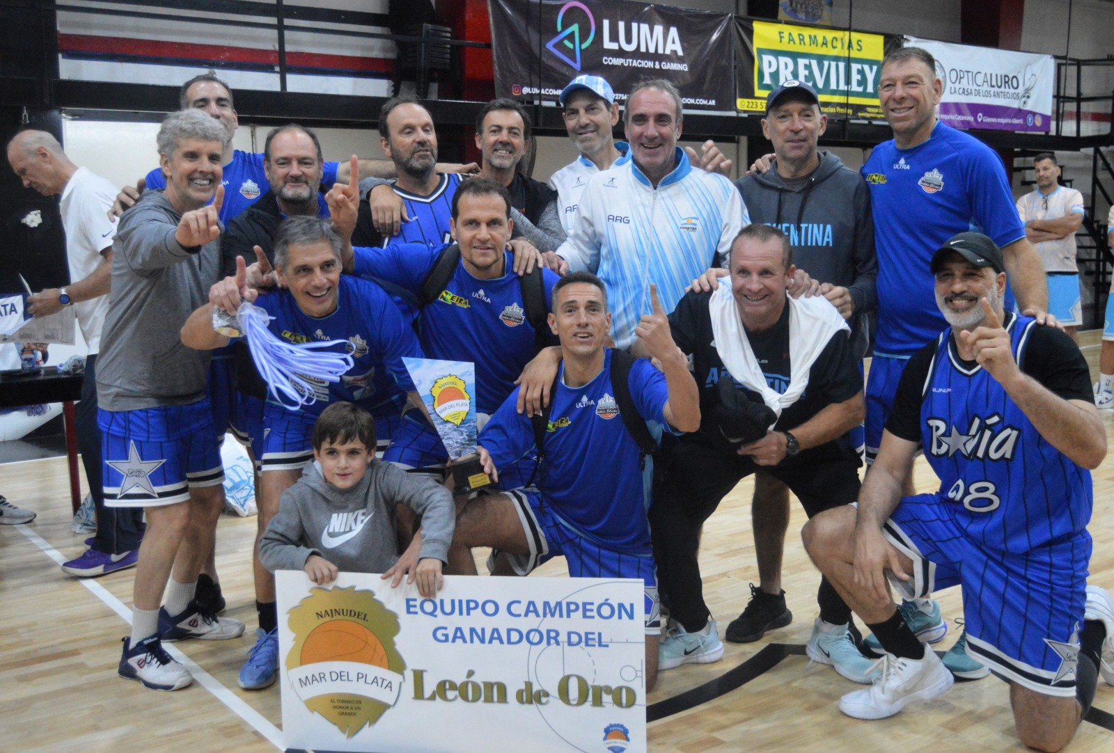 Bahía Slow, campeón en +50 masculino.