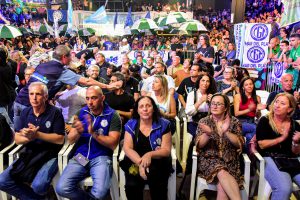 TAIANA ACTO 22