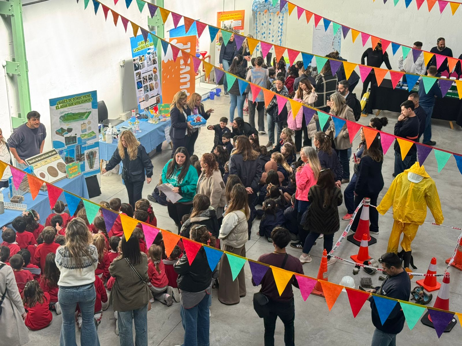 f66e13bb-5ec2-4e55-bc4e-cd478c9f9b29