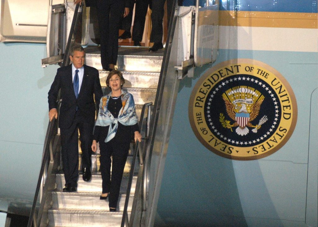 Que veinte años no es nada: “del no al ALCA y el fuera Bush” a la llegada de los “marines” de Estados Unidos a la ciudad Que veinte años no es nada: “del no al ALCA y el fuera Bush” a la llegada de los “marines” de Estados Unidos a la ciudad