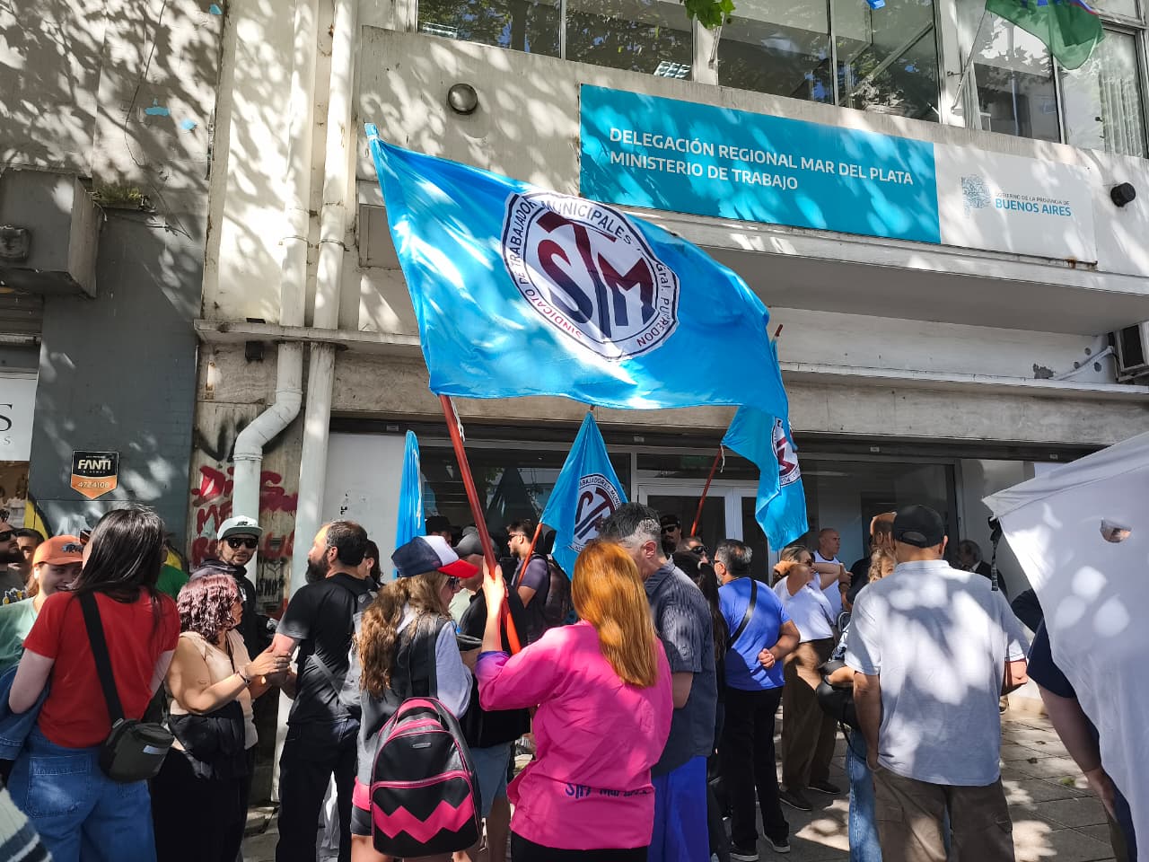 Intrigas de palacio y señales de alerta en las arcas municipales