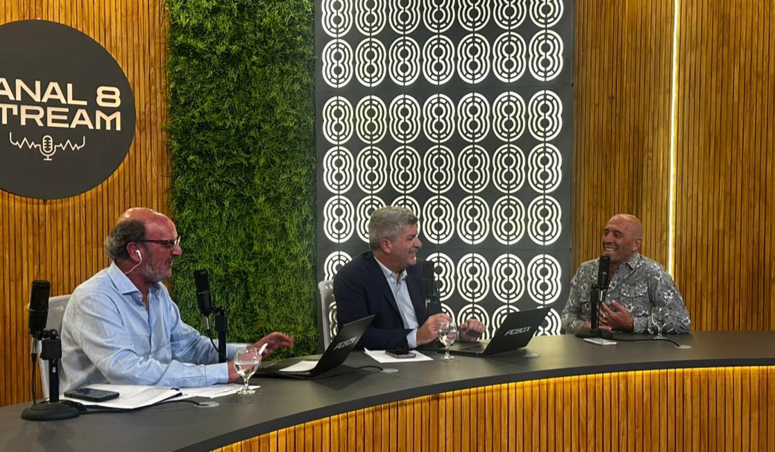 Fernando Aguerre en "Mesa Chica", el streaming de LA CAPITAL y Canal 8.