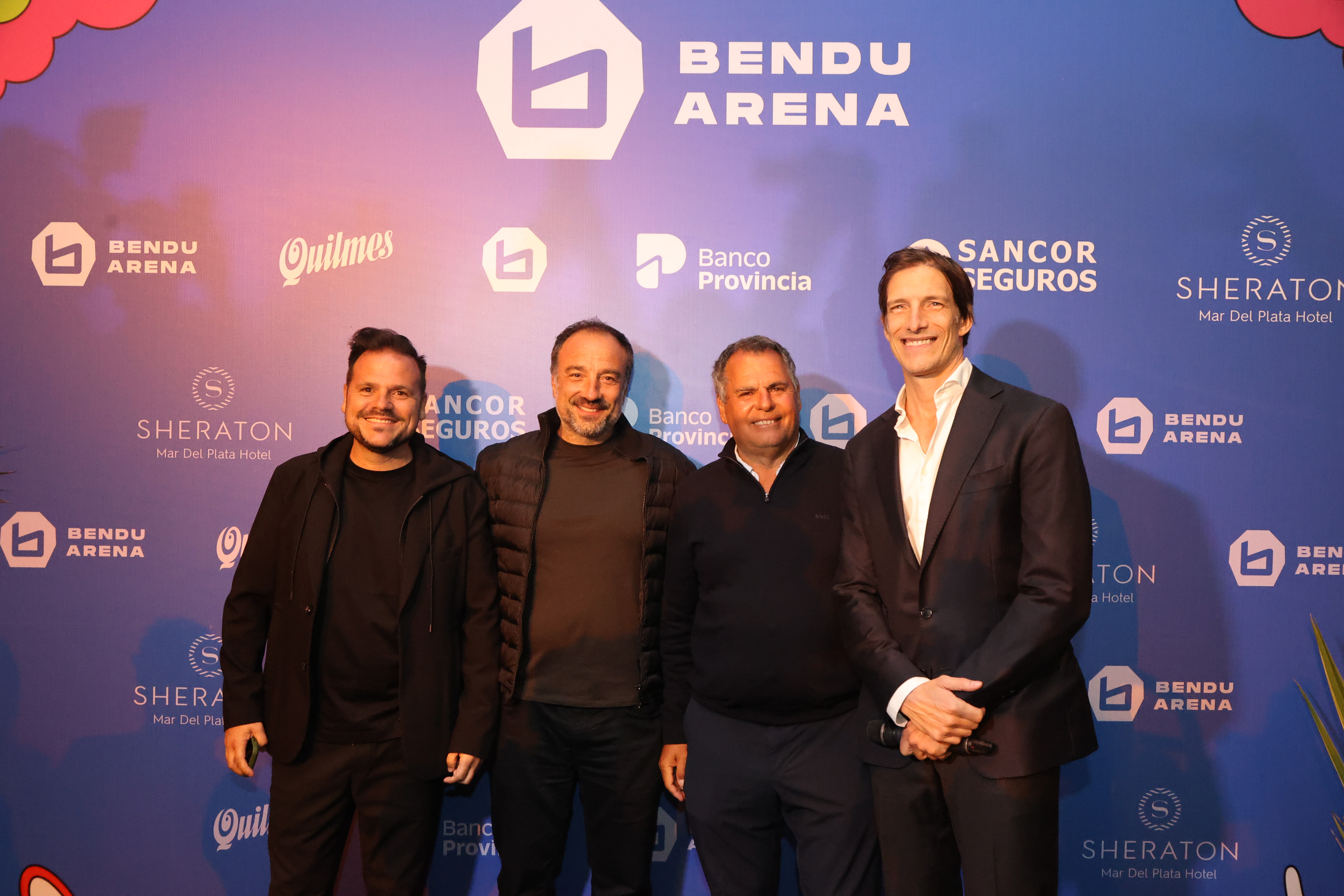 Maximiliano González Kunz, Juan Pablo Reverter y Marcelo Sosa, encargados del proyecto, junto a Iván de Pineda.