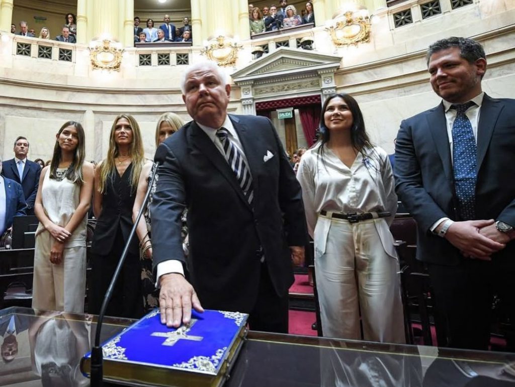 El economista asumió en diciembre su banca como senador por la Ciudad de Buenos Aires. 