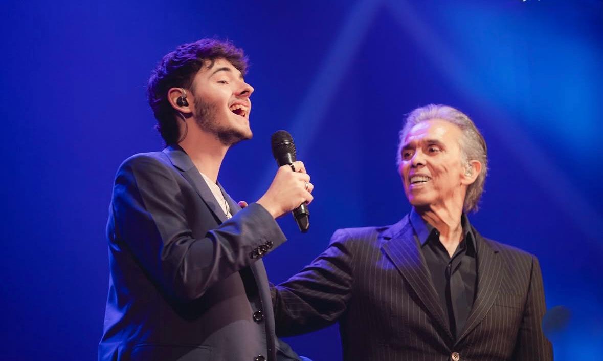 Junto a su nieto Francisco.