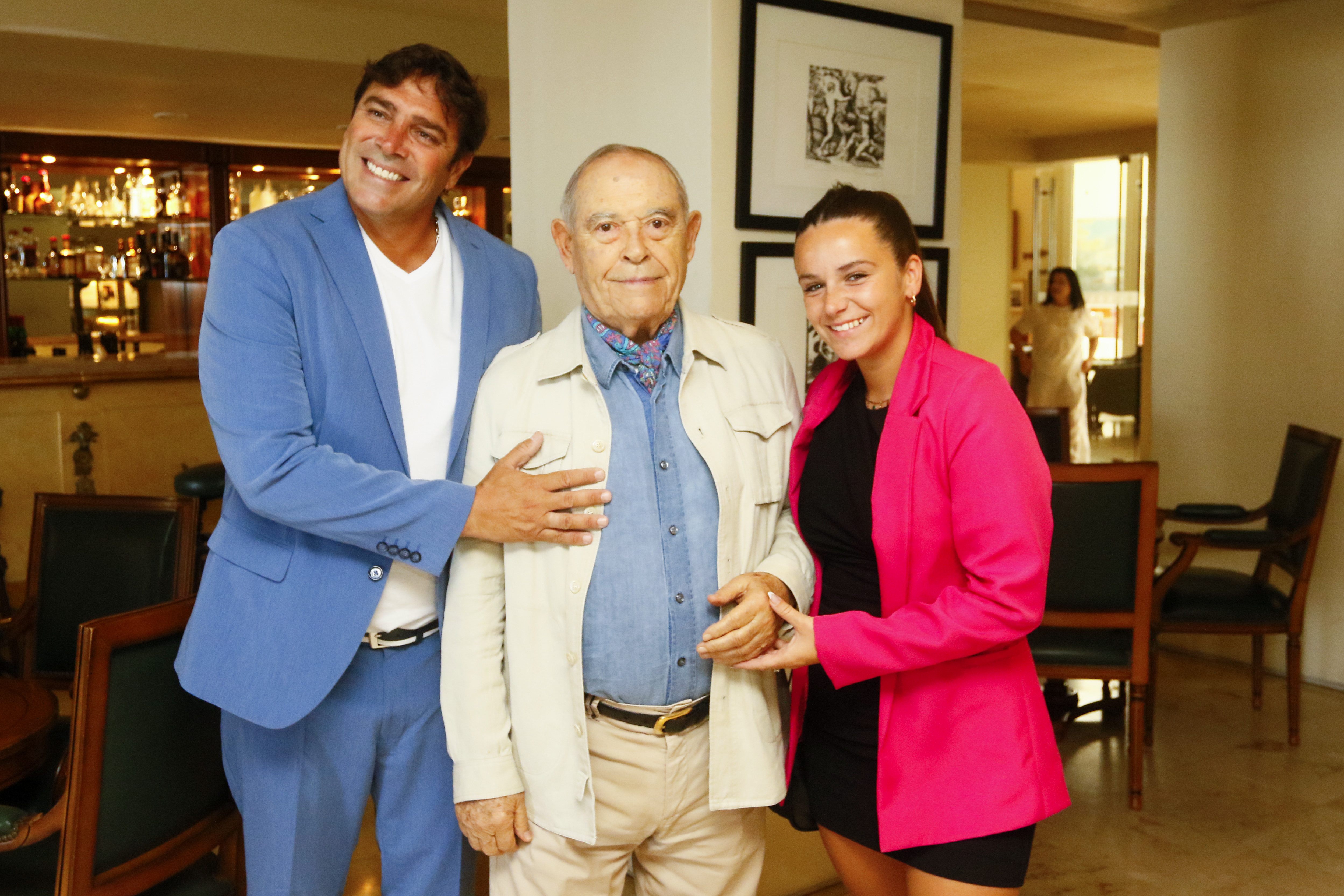 Matías Alé, Florencio Aldrey y Martina Vignolo.