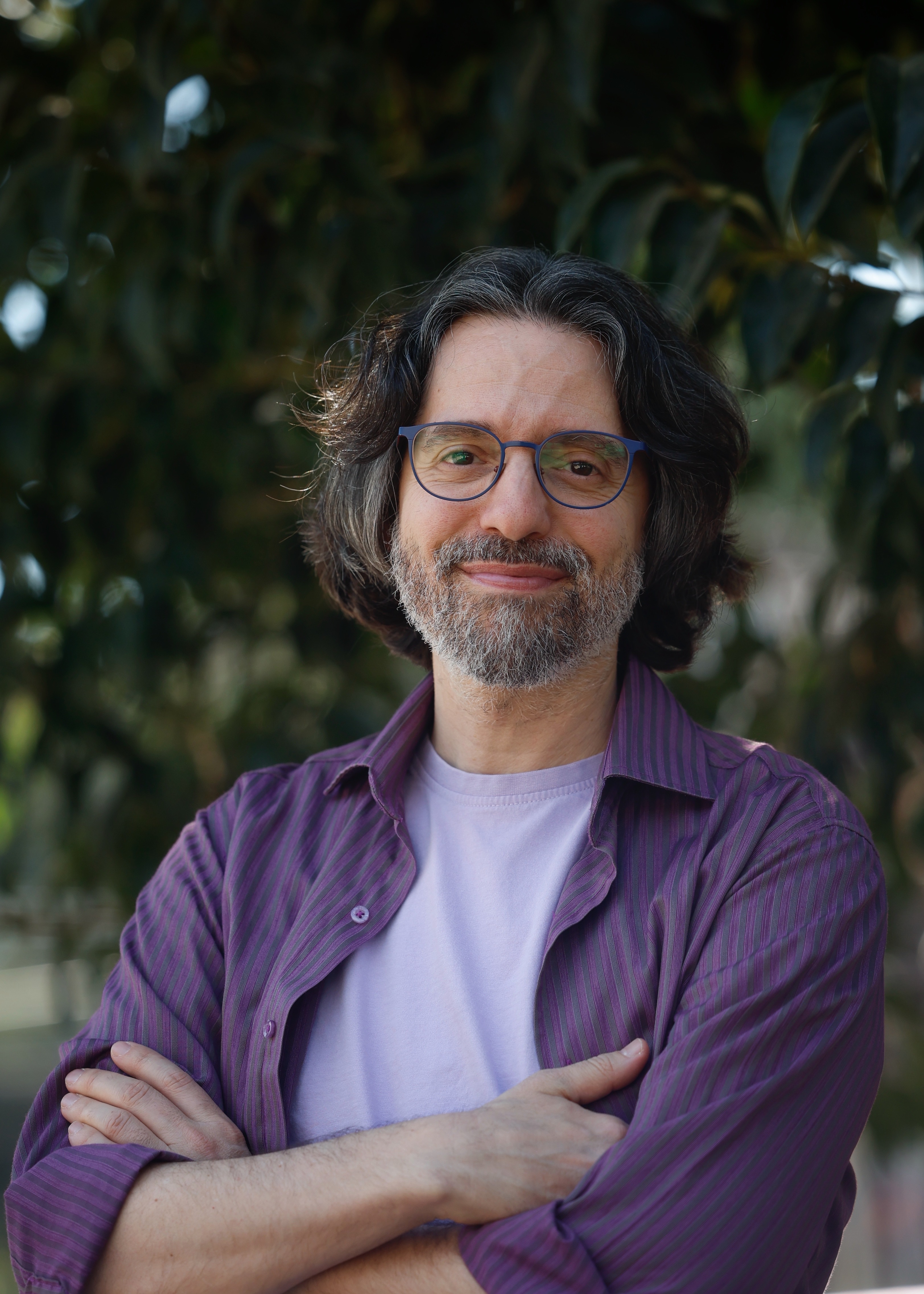 Andrés Neuman: "Mi idea de la poesía es la de un susurro cómplice"