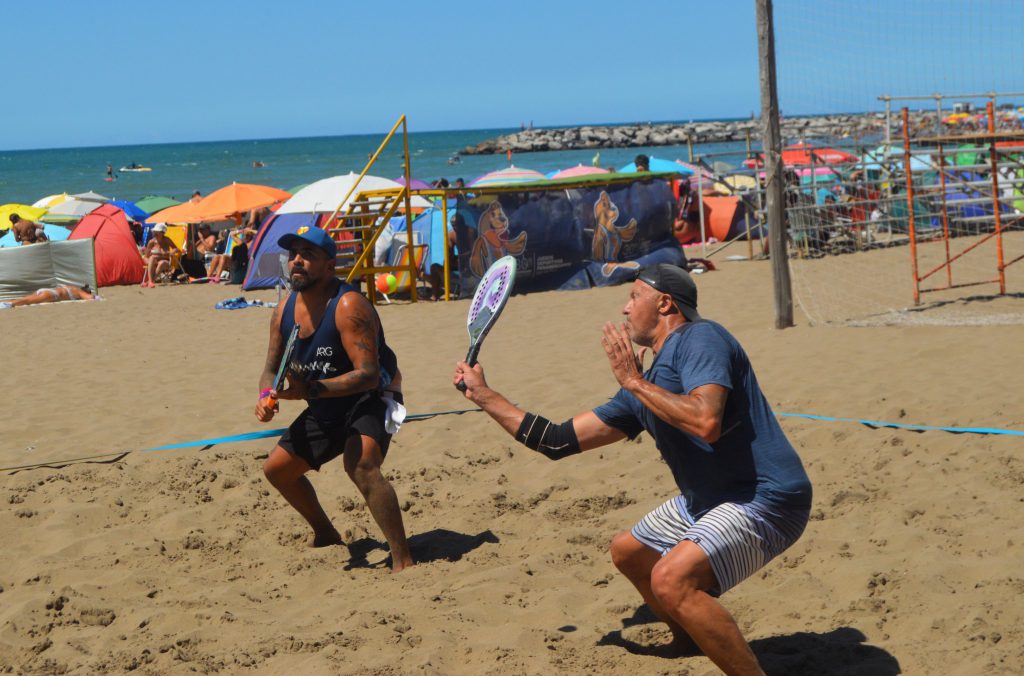 Beach Tennis2