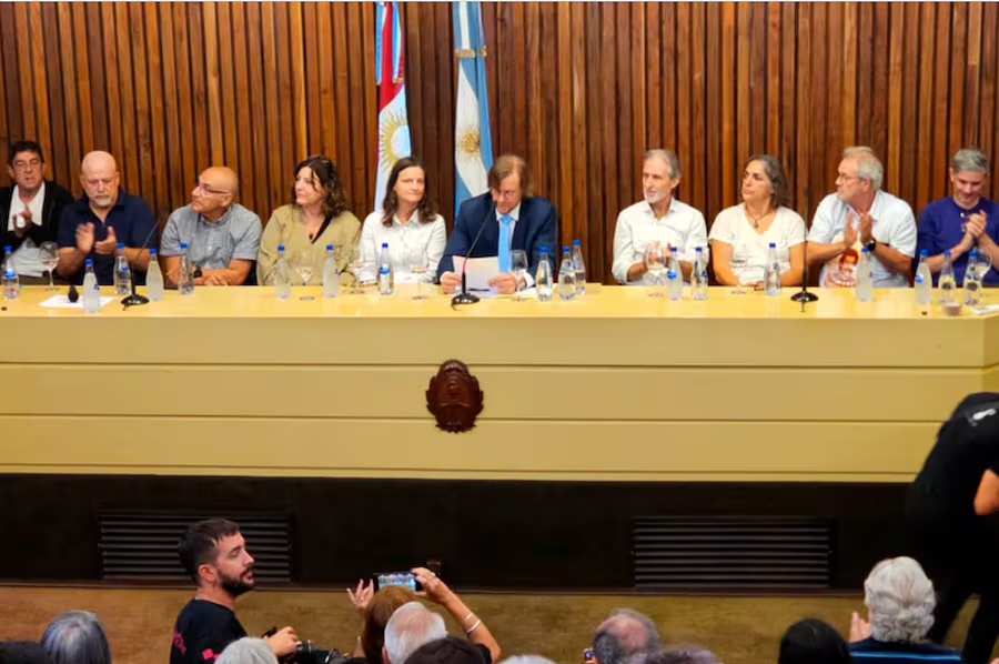 El juez Hugo Vaca Narvaja dio a conocer los nombres de las personas identificadas en el ex centro clandestino La Perla, Córdoba. (SRT) 