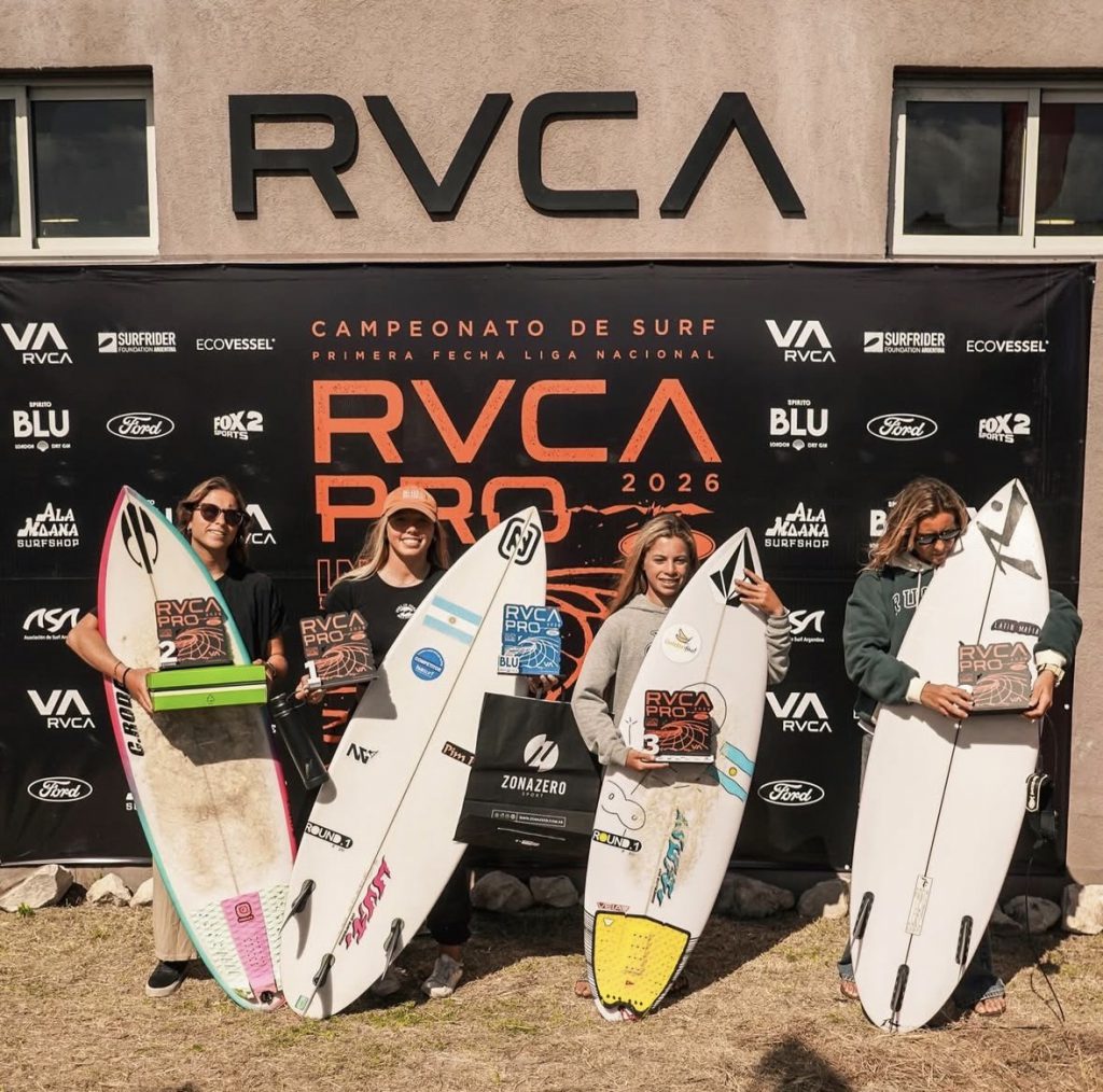Las chicas en el podio. Ganó otra vez Katy Wirsch.