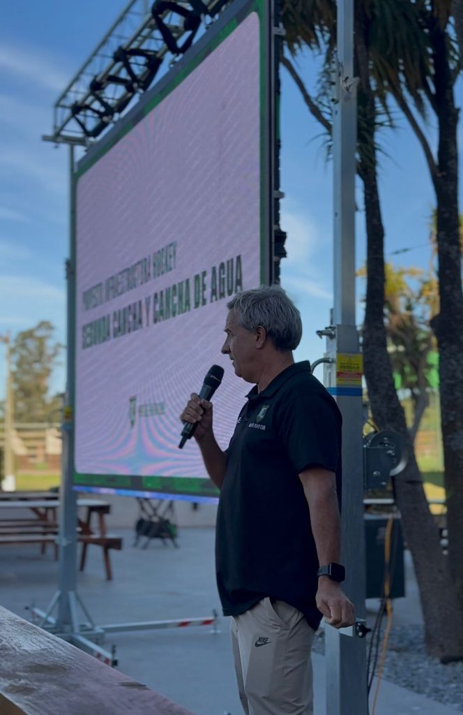 Tomás Nutter, presidente de Mar del Plata Club, durante el anuncio del proyecto que terminará con dos canchas de agua en el predio de Santa Celina.
